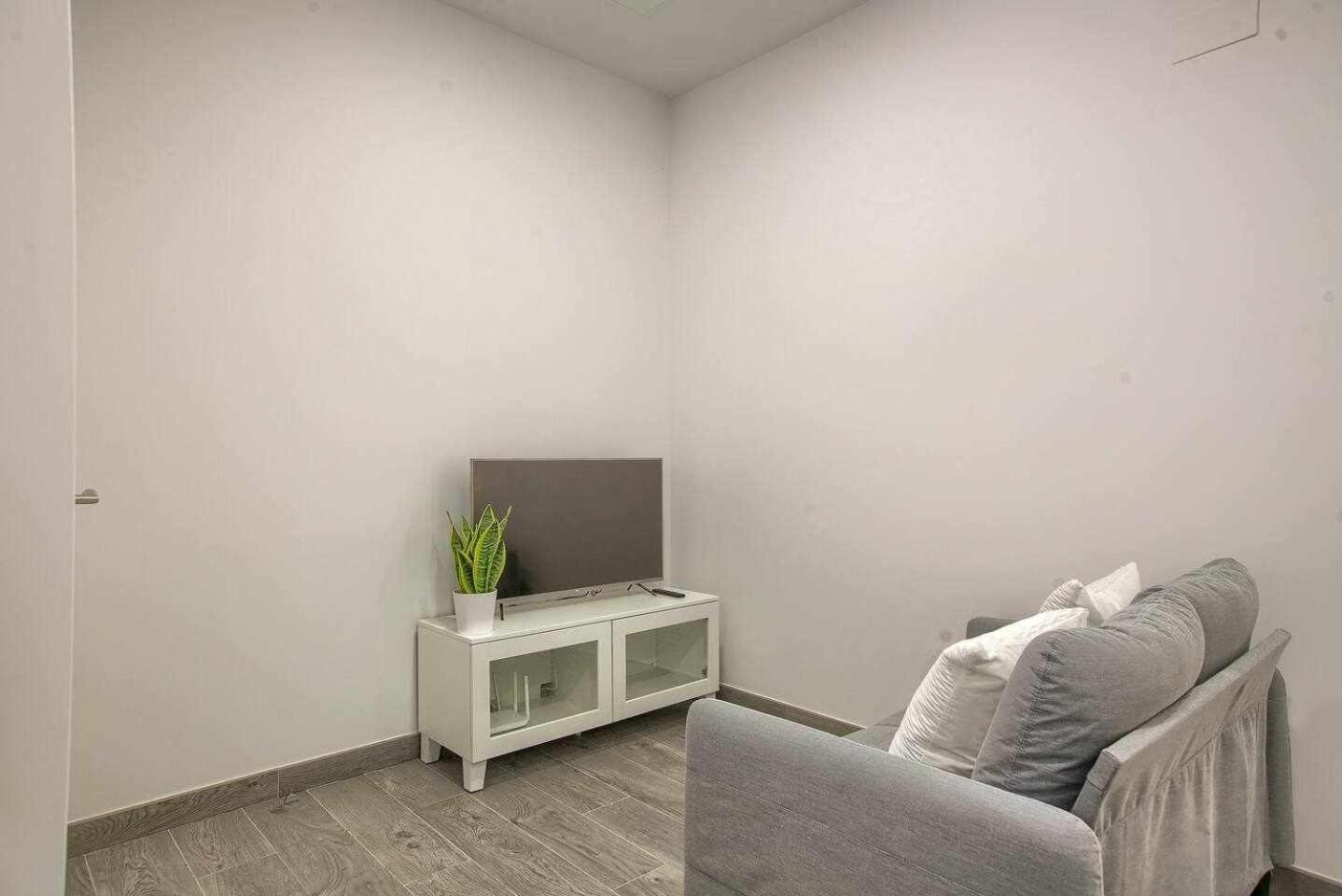 Rina Madrid Apartamento 2 — Photos 3